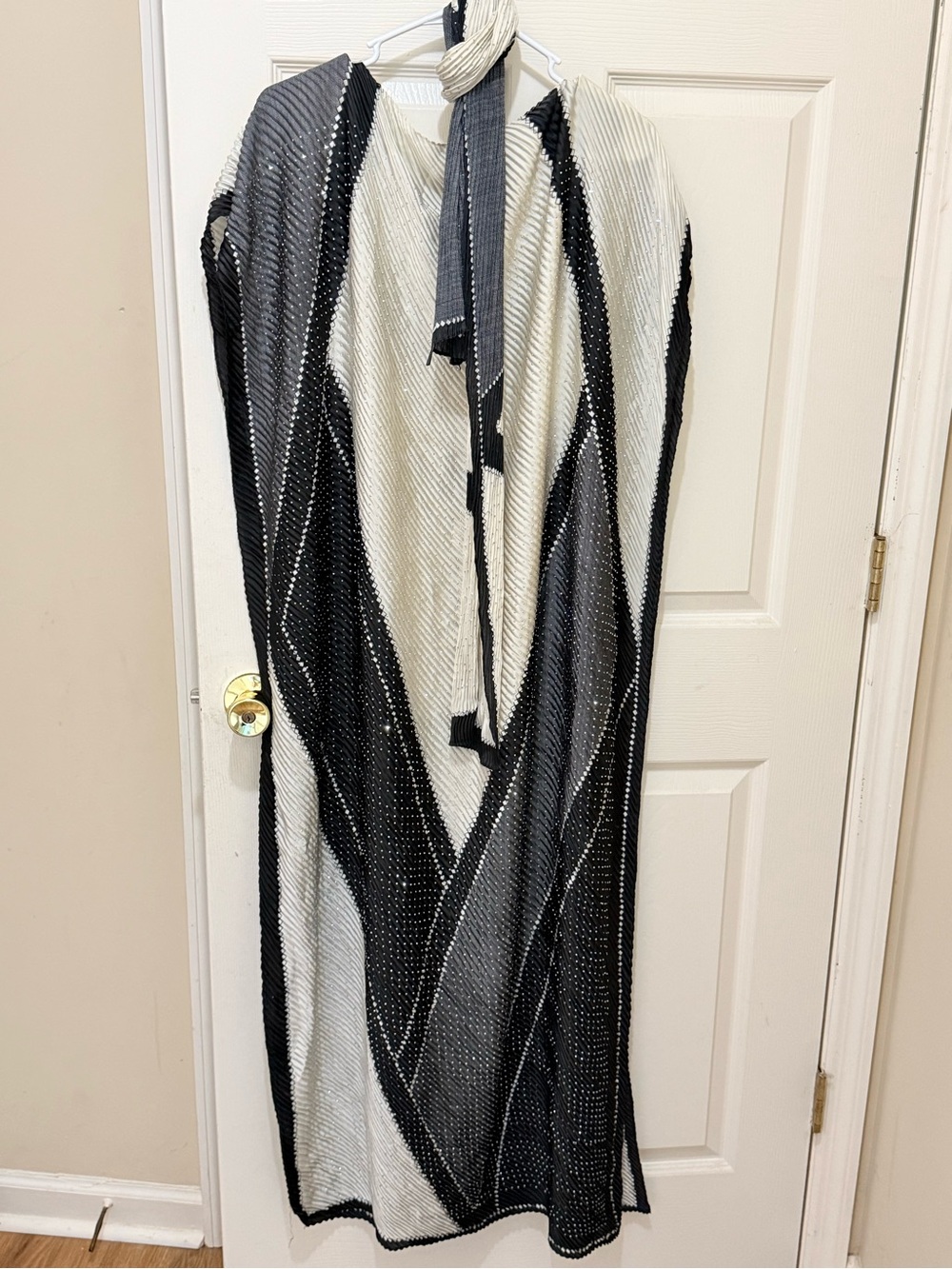 Women's Black and Cream Draped Knit Sweater